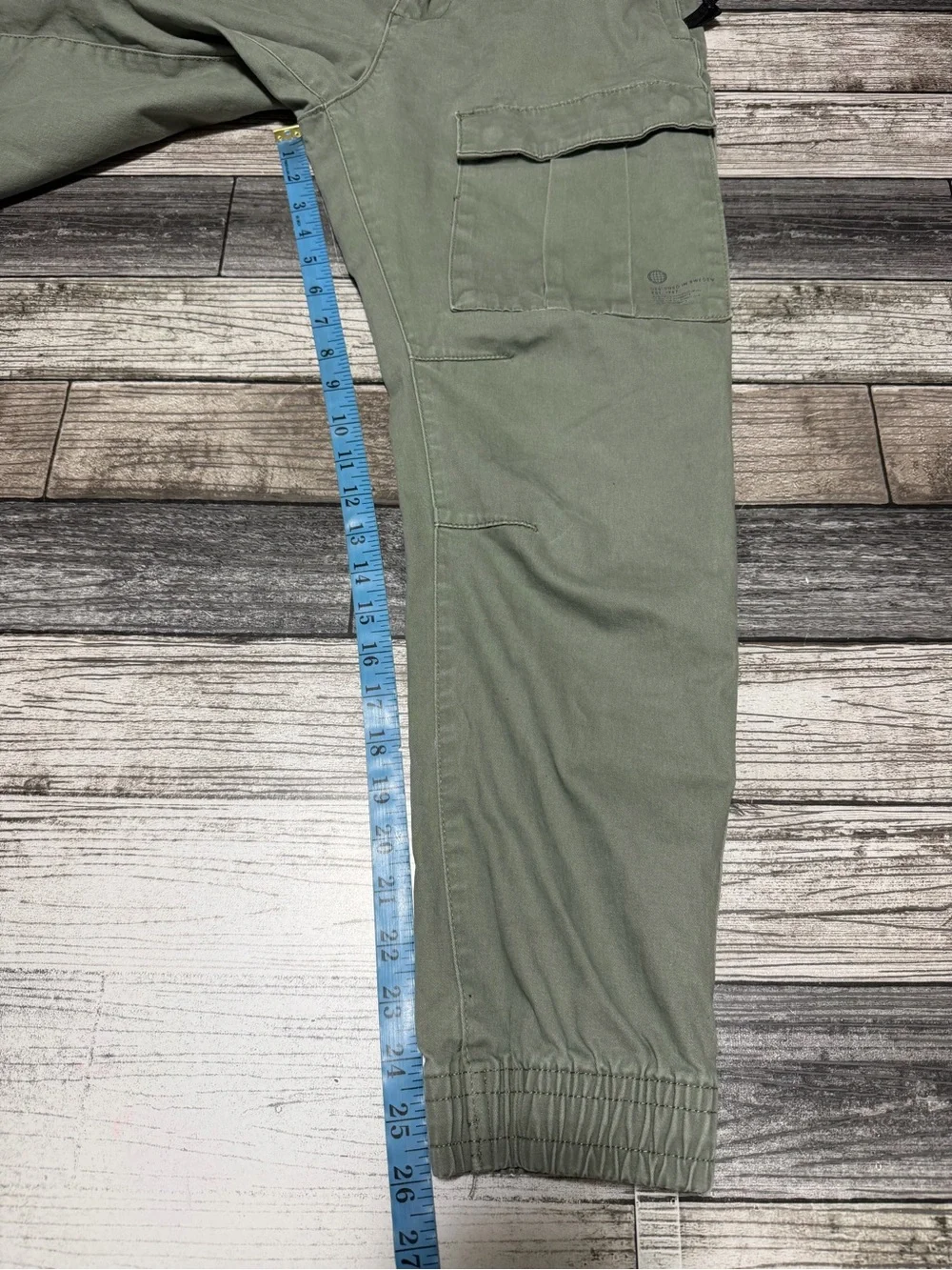 H&M Slim Fit Cargo Joggers Men’s XS Green Belted Tapered (Inseam 26) Zip Pockets